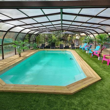 Les Chalets De Saumur, Piscine & Parc Boise, 100M Du Cadrenoir Экстерьер фото