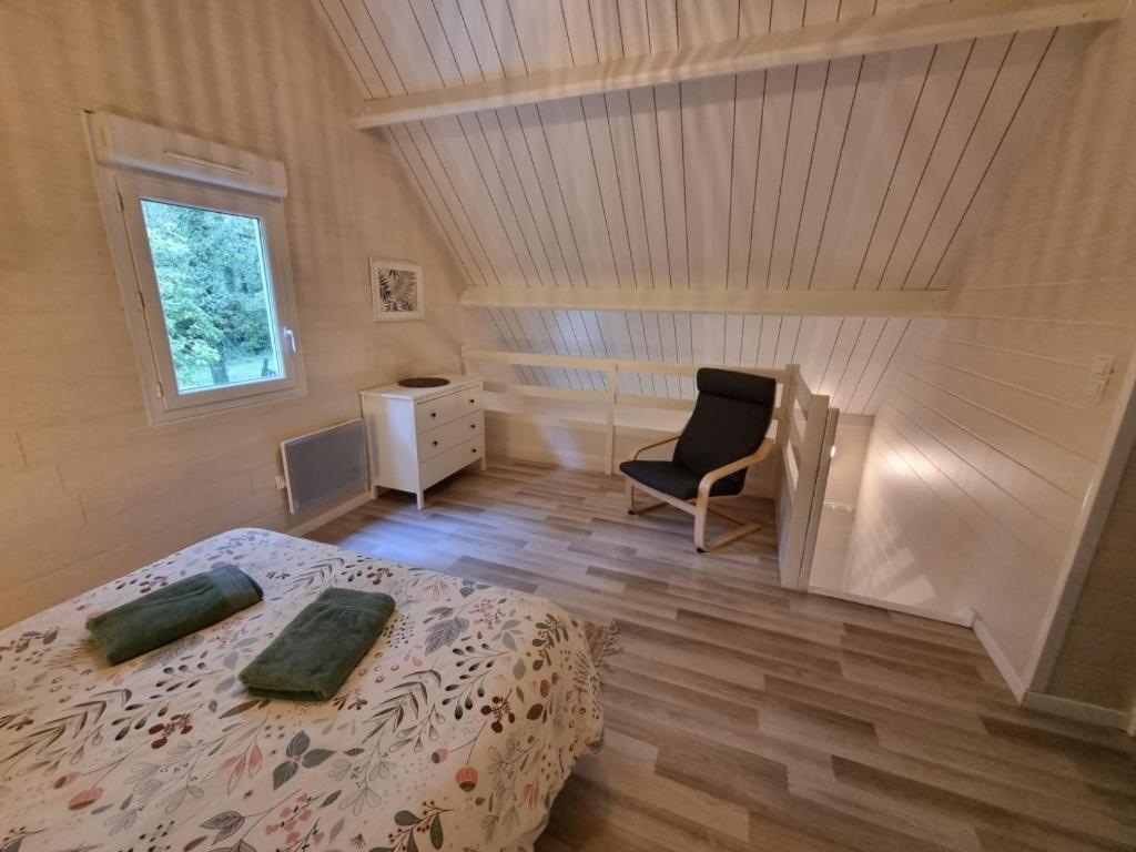 Les Chalets De Saumur, Piscine & Parc Boise, 100M Du Cadrenoir Экстерьер фото