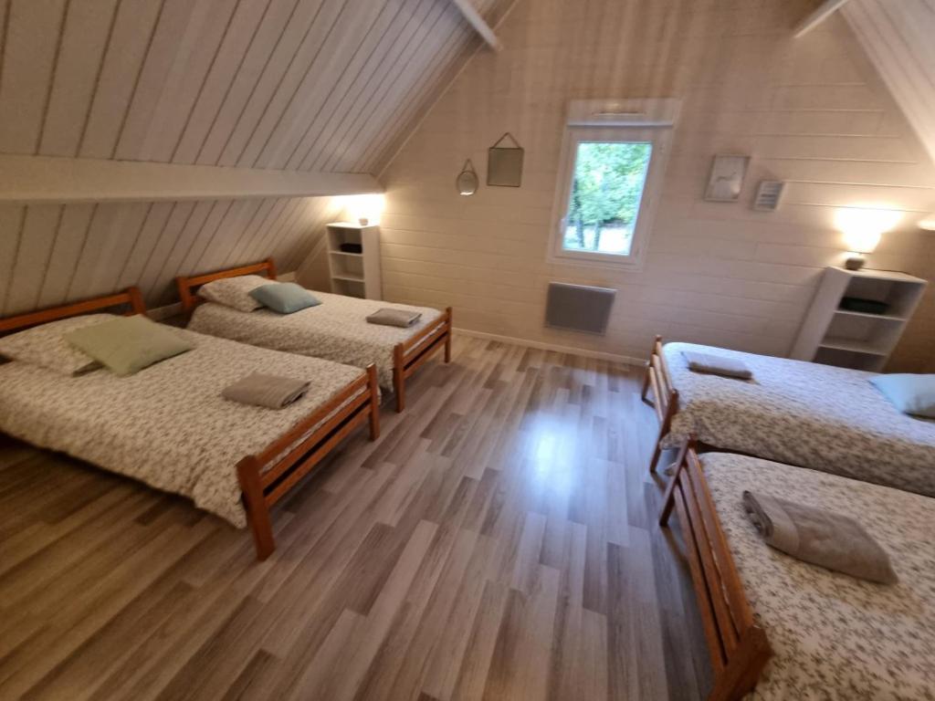 Les Chalets De Saumur, Piscine & Parc Boise, 100M Du Cadrenoir Экстерьер фото