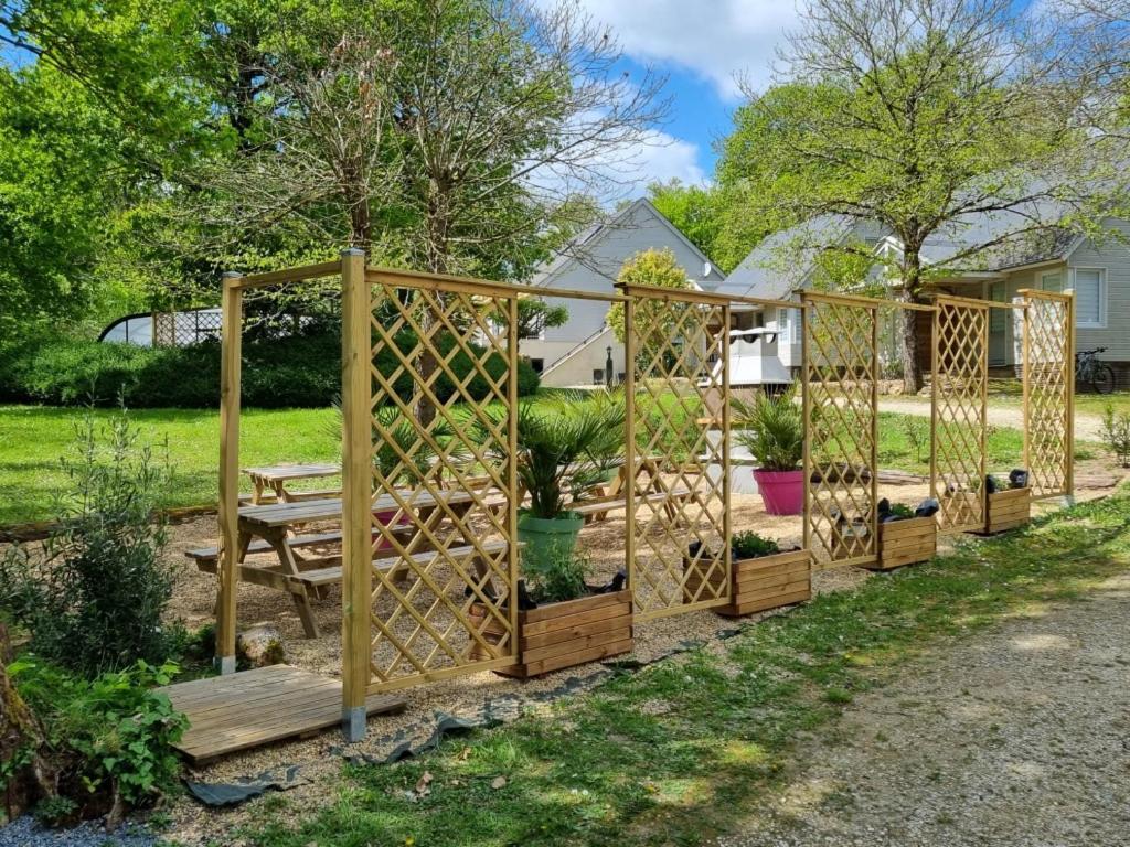 Les Chalets De Saumur, Piscine & Parc Boise, 100M Du Cadrenoir Экстерьер фото