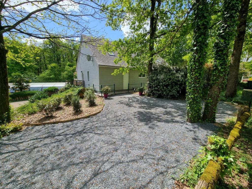 Les Chalets De Saumur, Piscine & Parc Boise, 100M Du Cadrenoir Экстерьер фото